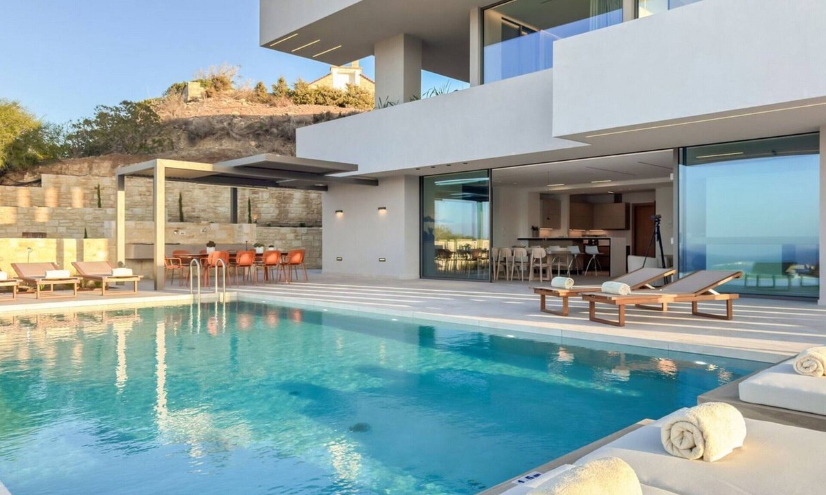 Fournadhos Villa | Wonderful Kissamos Villa | Villa Aphrodite's Bliss | 5 Bedrooms | Breathtaking Sea Views | Private Outdoor Pool | Private Furnished Terrace | Peaceful Outdoor Ambiance | Prime Location