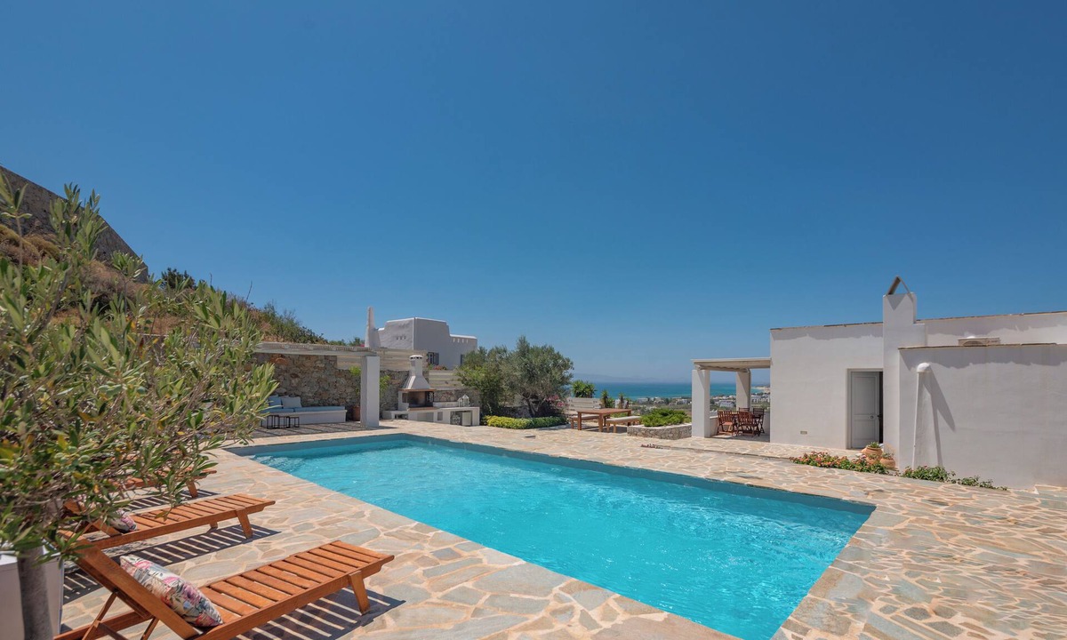 Naxos Town Villa | Wonderful Villa Artemisa 5 Bedrooms 4 bathrooms Large 50sqm Pool Amazing Views