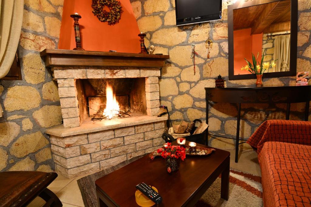 Synikia Mesi Trikalon House | XENIOS ZEYS (ΞΕΝΙΟΣ ΖΕΥΣ)
