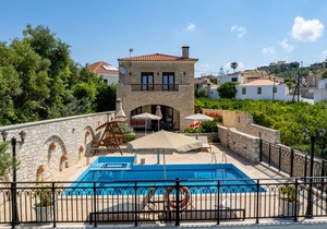 140 m² Villa ∙ 3 bedrooms ∙ 6 guests