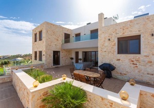 190 m² Villa ∙ 4 bedrooms ∙ 10 guests