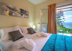 Alavastros Maisonette
