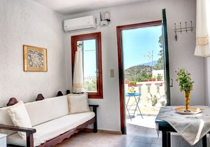 Anemone Seaside Traditional Homes - Studio