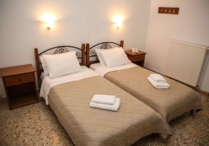 Anixis Hotel