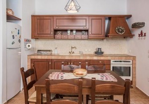 ARADENA TRADITIONAL House 4