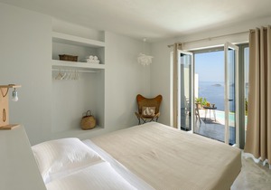 Armonia 4* Hotel: Deluxe sea view room with mini pool-hydromassage