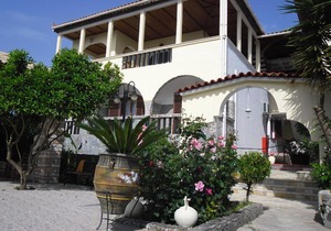Chrani Hotel