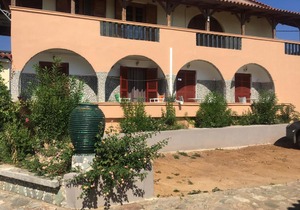 Chrani Hotel