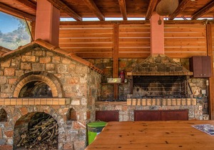 Enjoy breathtaking sea views from the balconies and terraces of this beautiful vacation home set ami