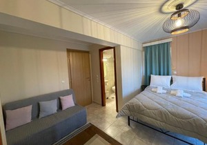 Flo's Apartments
