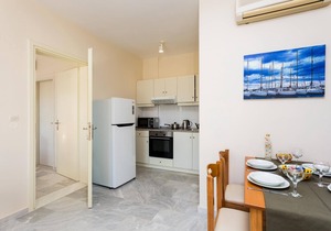 Holiday home complex with pool, close to the sea, wifi | Sfakaki, Crete