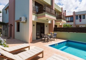 Loutra Two Bedroom Suite With Private Pool