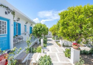 Perivoli 3-Chora(5min away from the center by car)