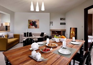 R 670 Luxury 2 Bedroom Villa with Amazing Sea Views Incl Breakfast