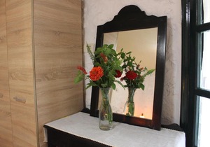 Roes Apartments