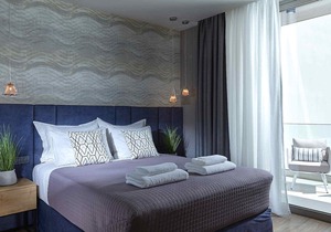 Seafront Apt by Myseasight.com with Seaview familyfriendly, direct on the beach