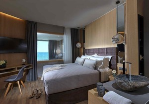 Seafront Apt by Myseasight.com with Seaview familyfriendly, direct on the beach