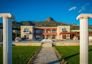 Seafront VIlla Kastello Kalliste | 8 bedrooms | 8 bathrooms
