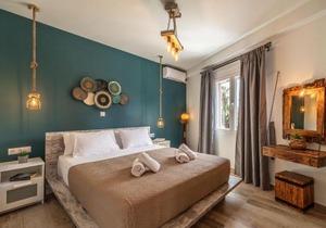 Semiso Beach Suites