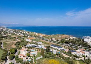Stavromenos Villas - Private Pools & Seaview - 500m from Beach
