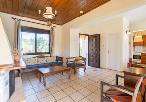 Villa Kefalas Large Private Pool, A/C, WiFi