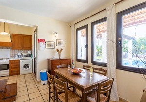 Villa Kefalas Large Private Pool, A/C, WiFi