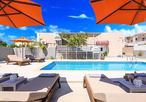 Villa Remezzo Heated Pool, Beach Side