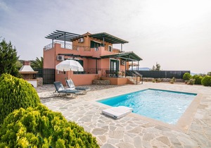 Villa Valio: Large Private Pool, Sea Views, A/C, WiFi