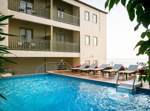 Kenta Beach Hotel | Agios Ioannis