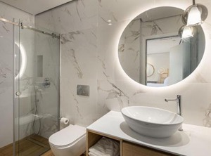 Luria | Elia Nikitis