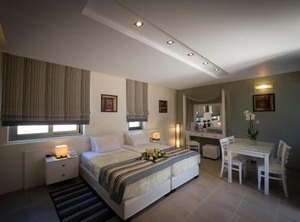 Mantinia Bay Hotel | Mikri Mantineia