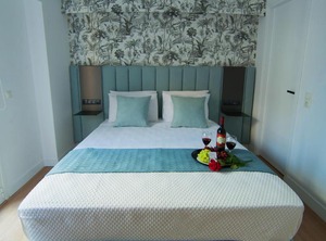 Phaedrus Kriel | Ampelokipoi