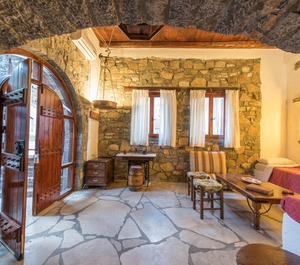 Holiday Plaka Persons Bedrooms 