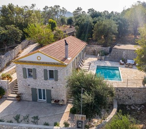 Serenity Renovated Lakka 