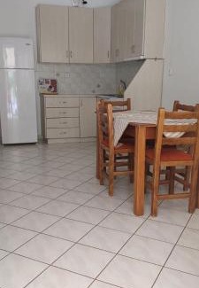 Kamena Vourla Apartment | ΕΝΟΙΚΙΑΖΟΜΕΝΑ ΕΠΙΠΛΩΜΕΝΑ ΔΙΑΜΕΡΙΣΜΑτα