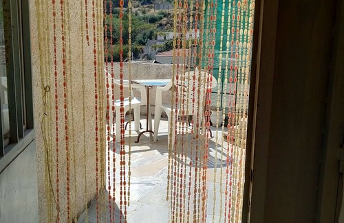 Lastros House | παλαιο σπιτι δυο ανεξαρτητων διαμερισματων
