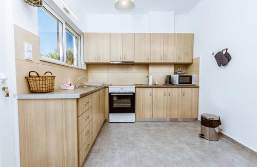 Nopigia Apartment | Πισίνα Υδρομασάζ Σάουνα 200μ από παραλία Κίσσαμος
