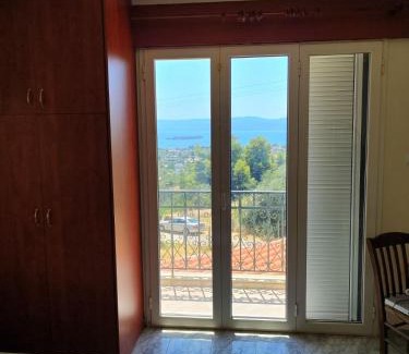 Eretria House | Το μπαλκόνι της Ερέτριας