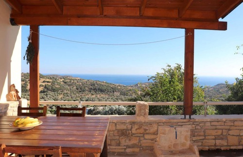 Triopetra House | 100 m² House ∙ 2 bedrooms ∙ 5 guests