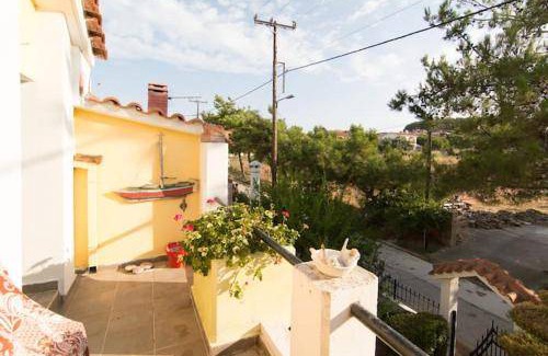 Mirina House | 100 m² House ∙ 2 bedrooms ∙ 4 guests
