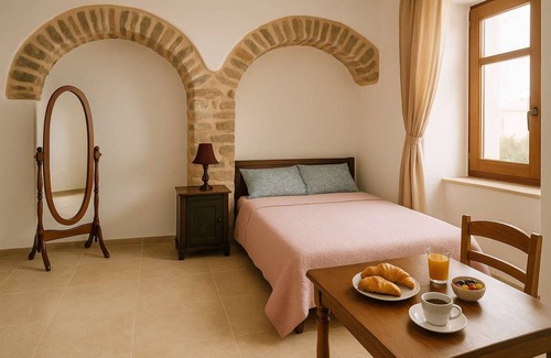 Olympi House | 100 m² House ∙ 3 bedrooms ∙ 6 guests