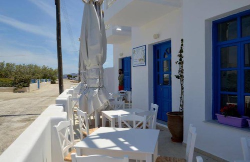 Apollonia Apartment | 100 m² Serviced apartment ∙ 3 bedrooms ∙ 11 guests