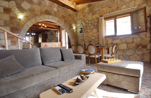 Samonas Villa | 105 m² Villa ∙ 2 bedrooms ∙ 4 guests