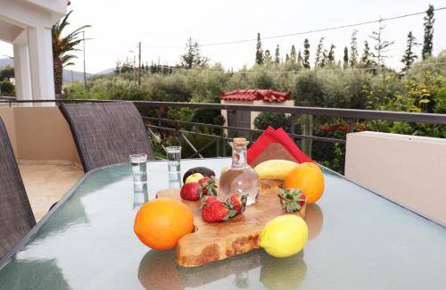Palaia Fokaia House | 106 m² House ∙ 3 bedrooms ∙ 6 guests