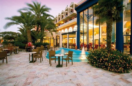 Kallithea Hotel | 108 m² Hotel ∙ 2 bedrooms ∙ 127 guests