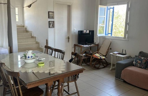 Kithira House | 110 m² House ∙ 3 bedrooms ∙ 8 guests