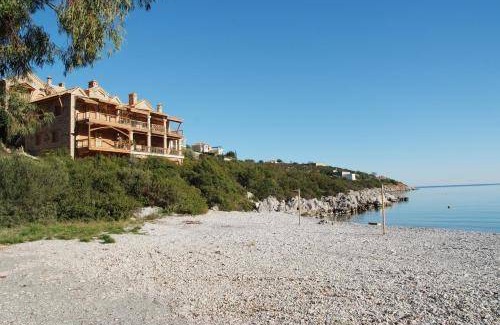Paralia House | 110 m² House ∙ 2 bedrooms ∙ 6 guests