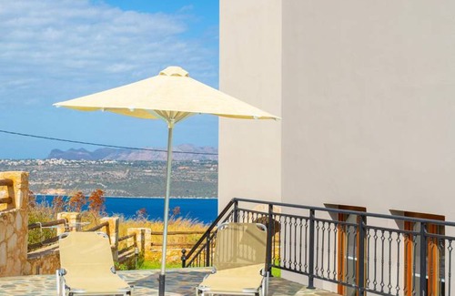 Megala Chorafia Villa | 110 m² Villa ∙ 2 bedrooms ∙ 5 guests