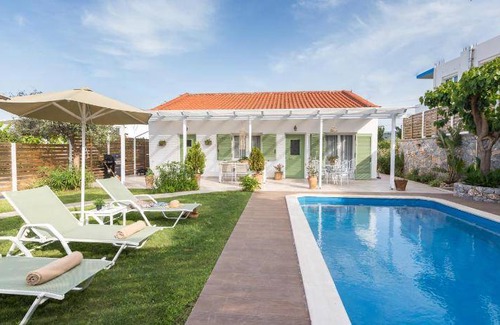 Kavros Villa | 110 m² Villa ∙ 3 bedrooms ∙ 8 guests