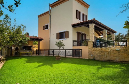 Skouloufia Villa | 118 m² Villa ∙ 3 bedrooms ∙ 6 guests
